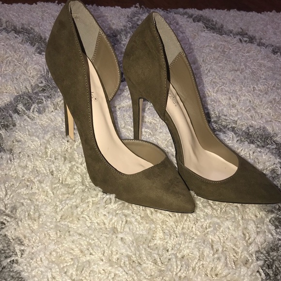 Shoes - Olive green faux suede heels